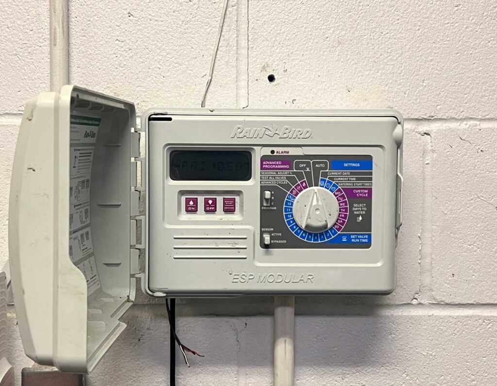 Top Signs Your Irrigation System Needs Repair in Central Florida - outdated equipment